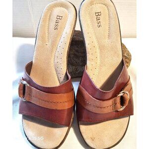Bass Womens Brown Leather Slide Sandals Sz 8 W/ Buckle Detail & Cushioned Footbe